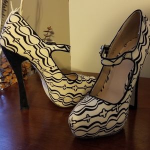 Platform pumps